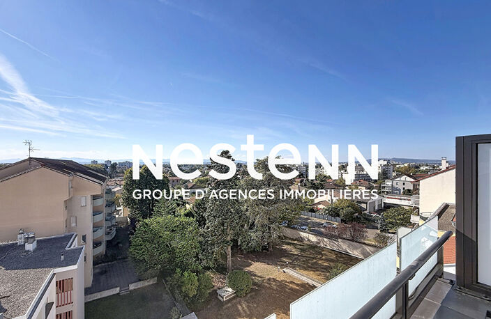Grand Appartement Type 3 pièces en dernier étage avec 2 Chambres et Terrasse - 69500 BRON — photo 2