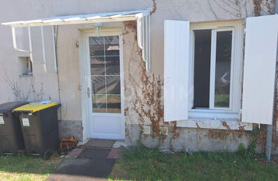 Belleville sur Loire - Logement type F3 de plain pied - cour garage — photo du bien