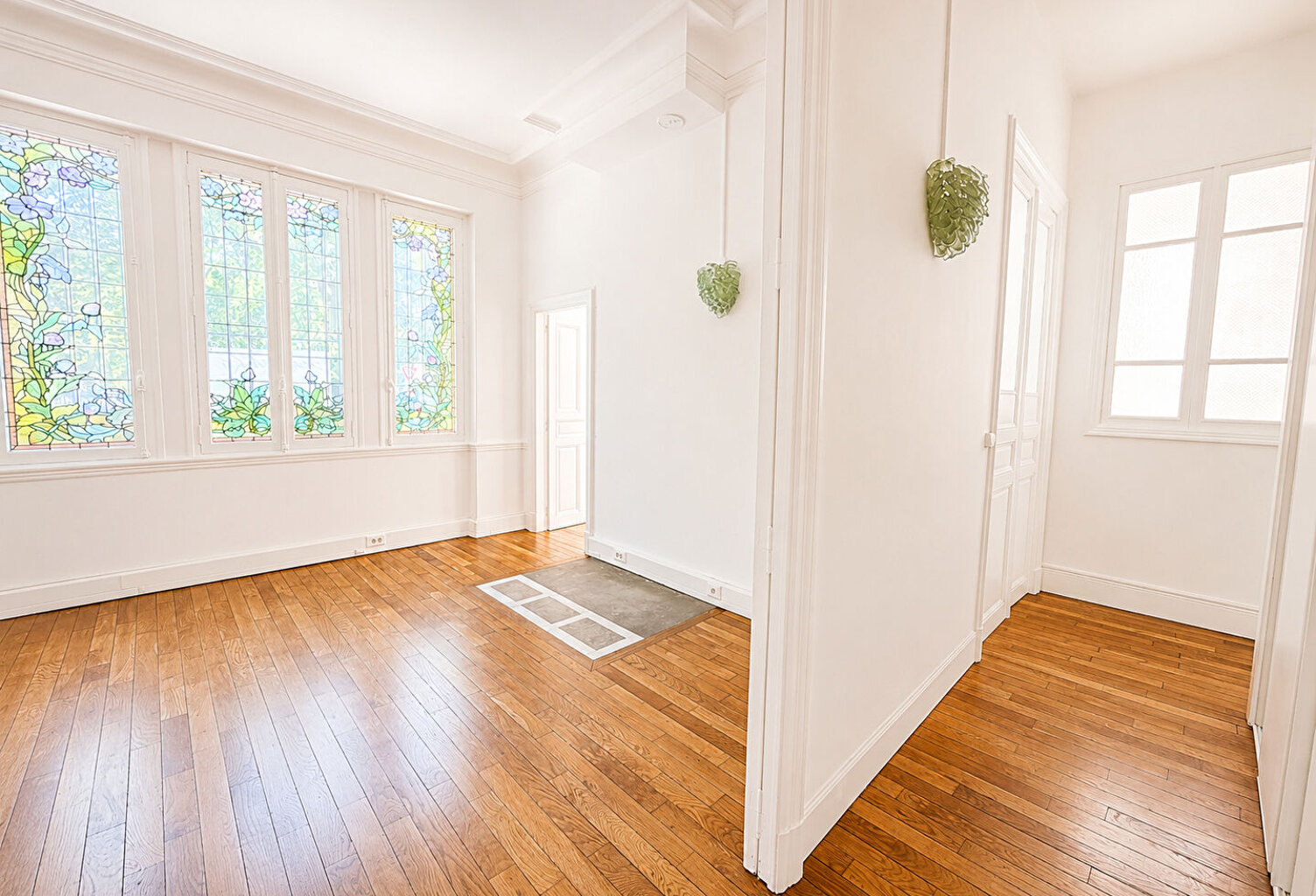 TOULOUSE - Les Chalets- Bureaux de 95.4m² avec cave et terrasse de 20.3 m² — photo 1