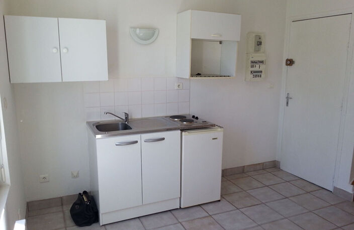 T1 bis en duplex - 24m² - NANTES SAINT DONATIEN — photo 2