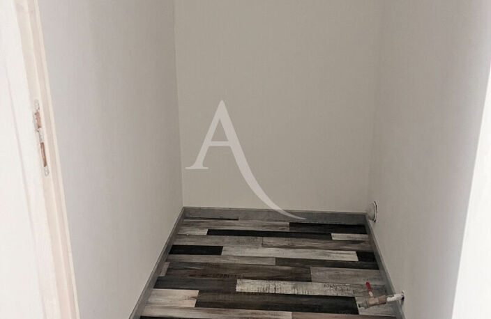 Local commercial Rochefort 42 m2 — photo 2