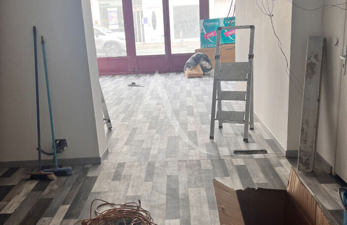 Local commercial Rochefort 42 m2 — photo 3