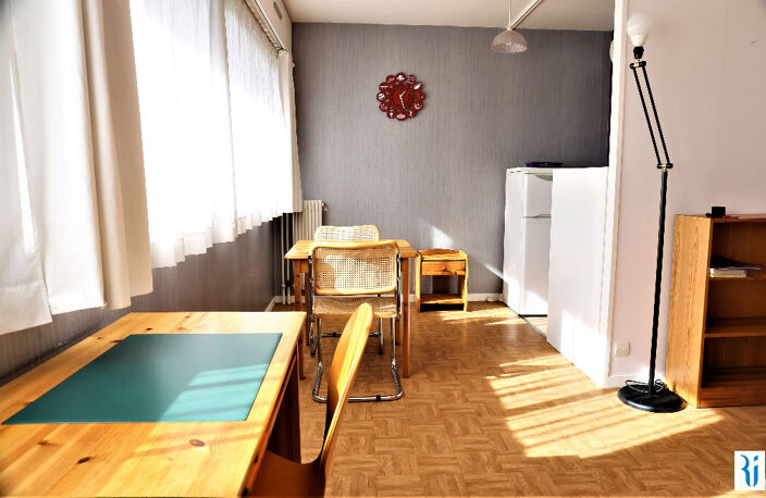 Location Studio équipé de 27.74 m² Rue Orbe - Rouen - Référence du bien : DUC-ORBE-4EME — photo 3