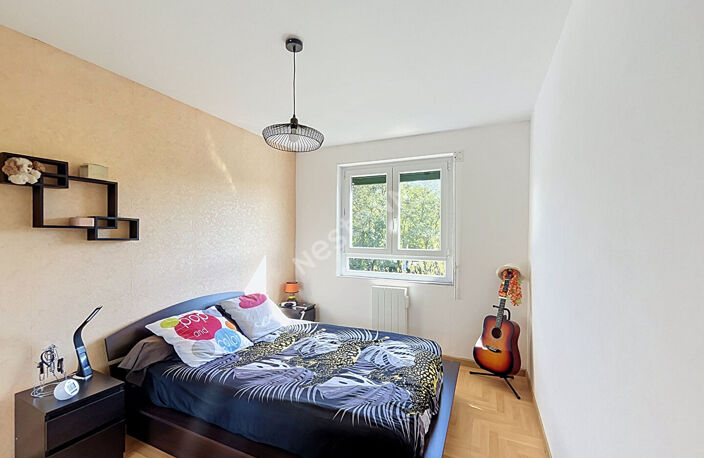 Les tourrettes - Appartement 4 pièces avec balcon, jardin privatif et piscine, garage et deux caves ! — photo 5
