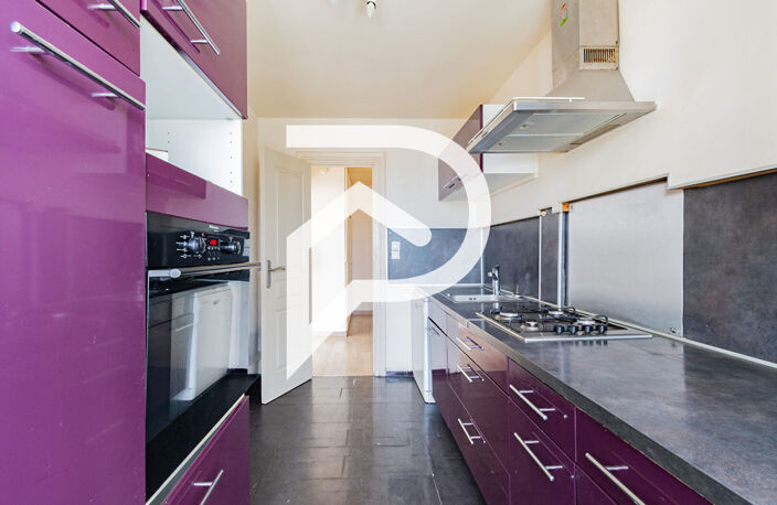 Appartement 4 pièces 76.83 m2 Marseille 13005 — photo 2
