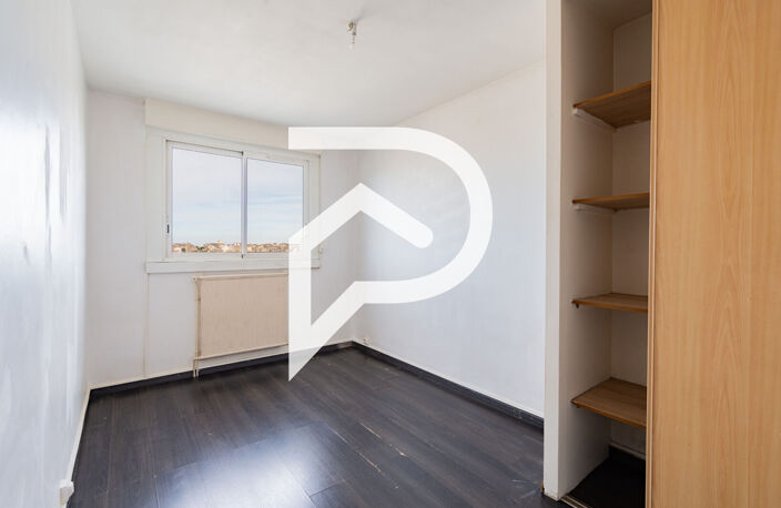 Appartement 4 pièces 76.83 m2 Marseille 13005 — photo 5