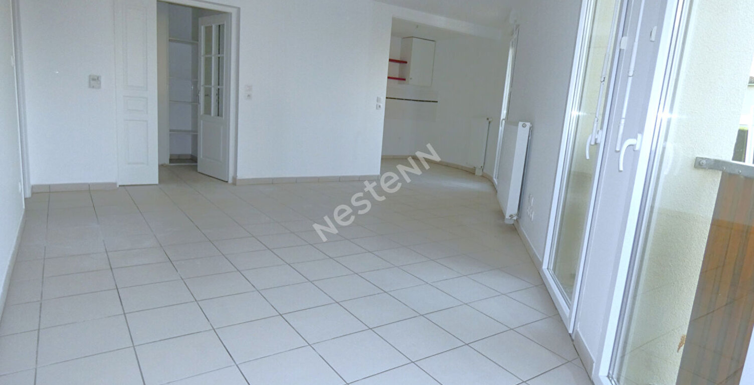 BLAGNAC 31700 PROCHE TRAMWAY Agréable T3 Récent de 69.75m2 ,SANS TERRASSE,  parking sous sol — photo 1