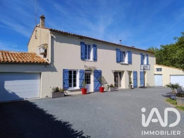 Vente Maison traditionnelle 8 pièces — photo du bien