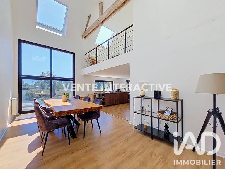 Vente Maison/villa 8 pièces — photo 1