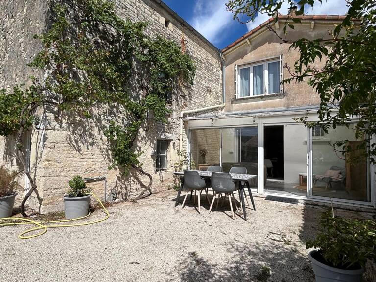 Superbe maison rénovée avec dépendance ! — photo 1