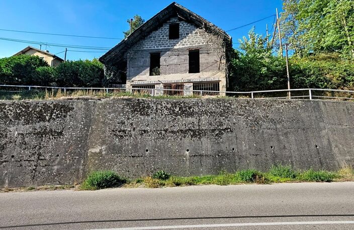 Grange à rénover: 140 m², vue montagne — photo 3