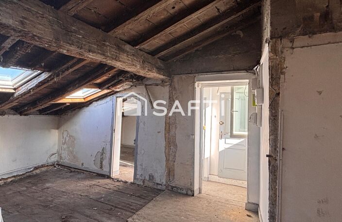 Bordeaux Chartrons - OPPORTUNITE A SAISIR - Appartement de type T2 à rénover — photo 2