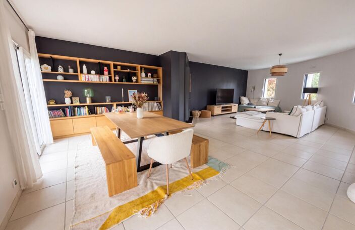 Belle contemporaine lumineuse et fonctionnelle — photo 4
