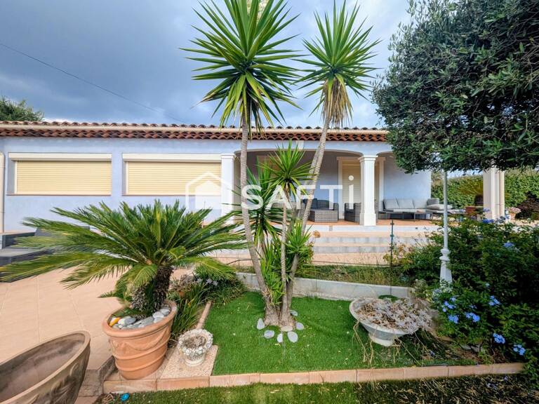 Superbe opportunité au Domaine du Capitou de l'Estérel, magnifique villa rénovée avec gout et raffinement offrant un cadre de vie agréable — photo 1