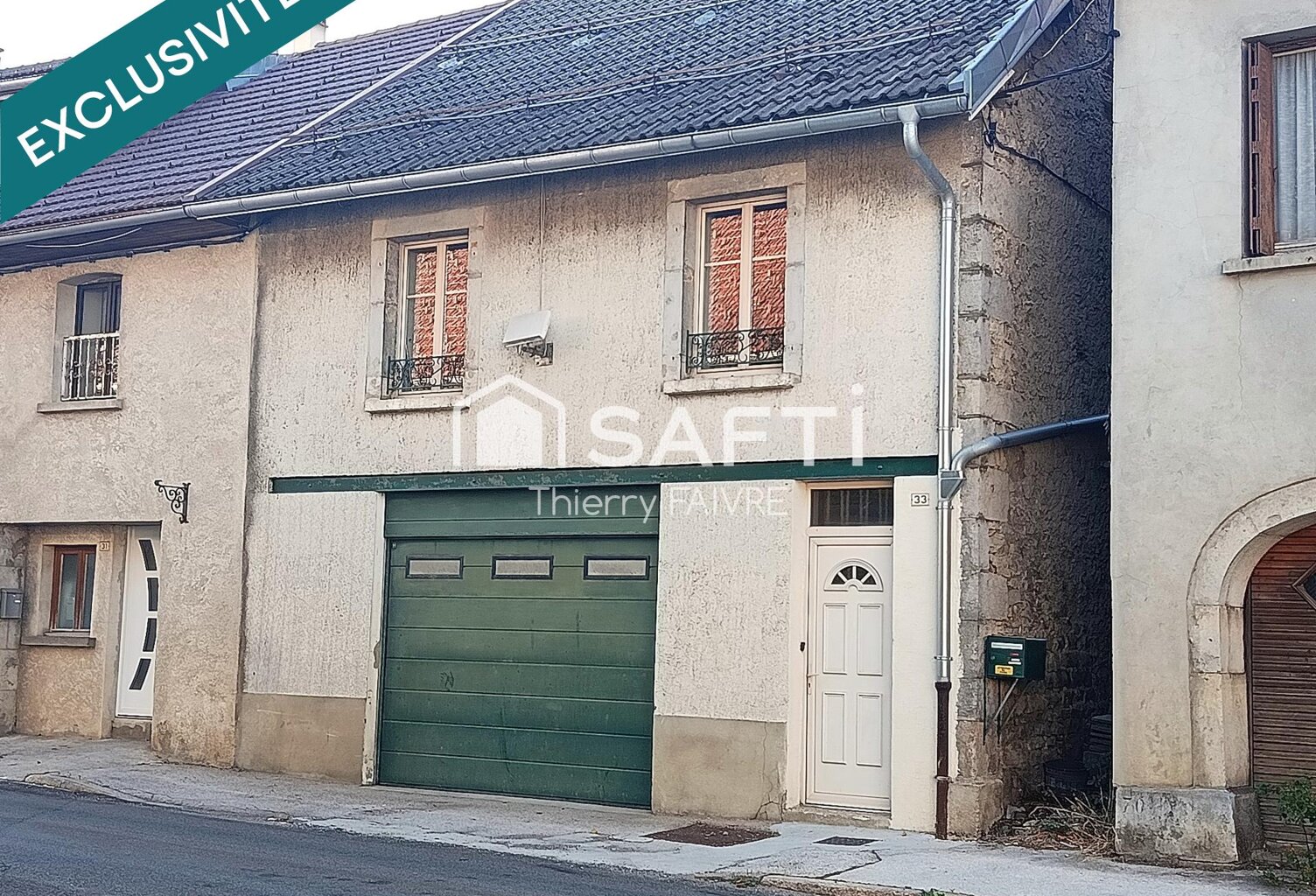 Maison mitoyenne en pierre, à 30 min de la Suisse — photo 1