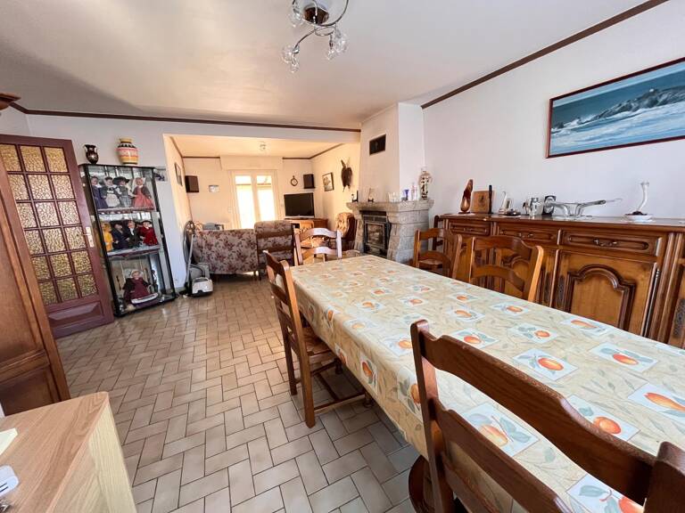 Maison en plein bourg — photo 1