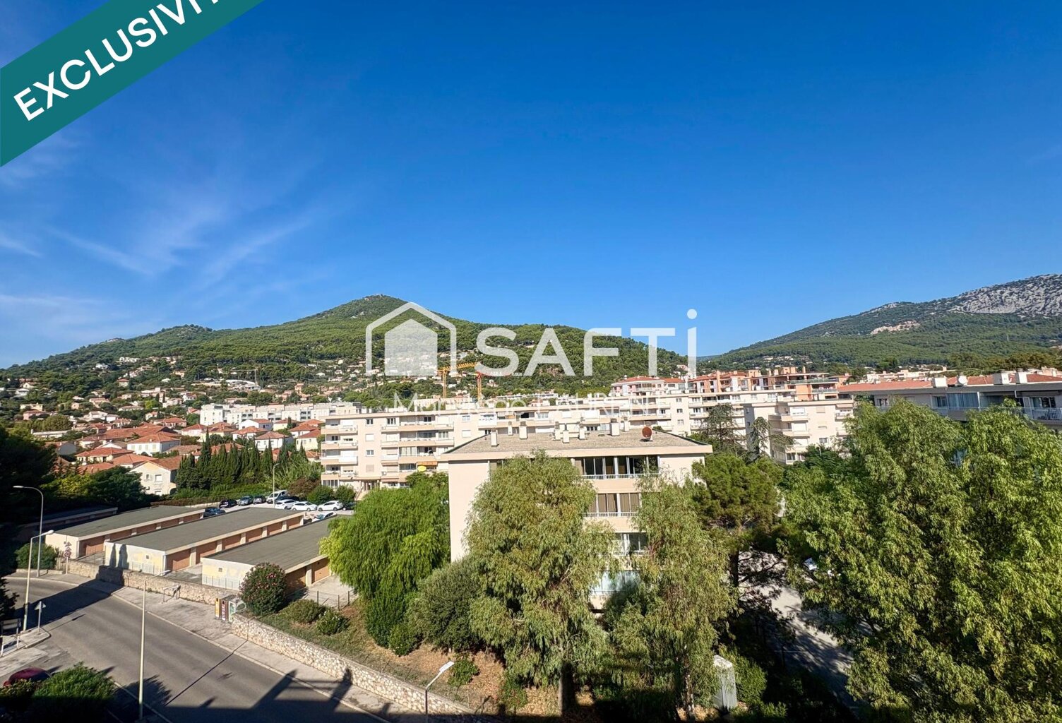 Bel appartement traversant avec double loggia — photo 1
