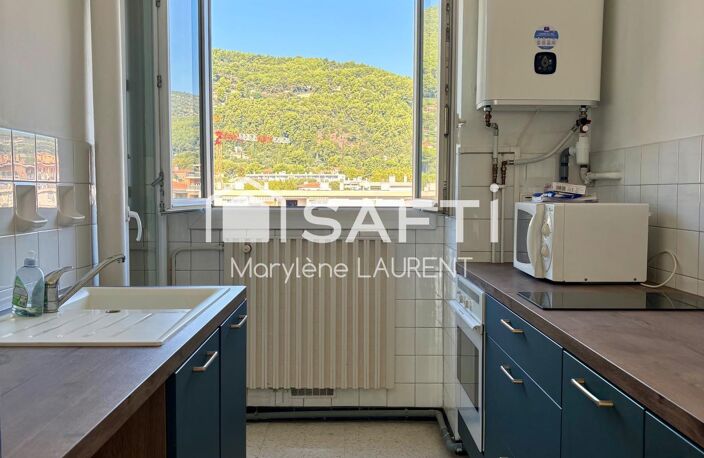 Bel appartement traversant avec double loggia — photo 4