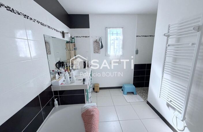 PAVILLON PLAIN PIED 2 CHAMBRES ET GARAGE A NIORT ! — photo 4