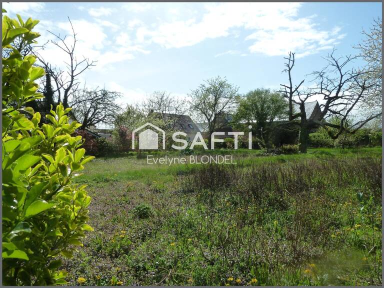 BEAU TERRAIN A BATIR PROCHE BRESLES A 5 MN DE LA RN 31 — photo 1