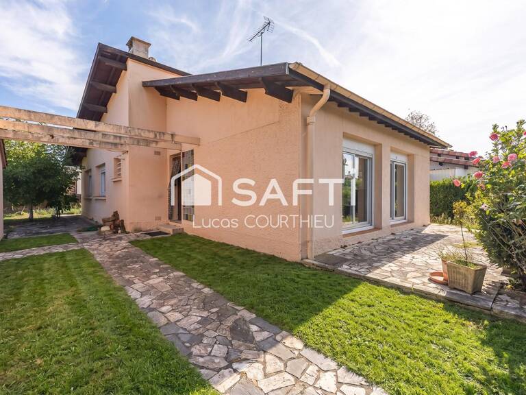 Maison avec terrain de 650 m² au cœur d'Ayguesvives — photo 1