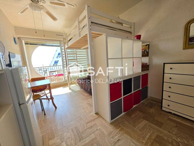 STUDIO T1 VUE MER, CELLIER, AVEC ASCENSEUR — photo 1