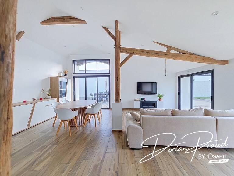 Maison 144 m² sur 804 m² de terrain, 4/5 chambres — photo 1