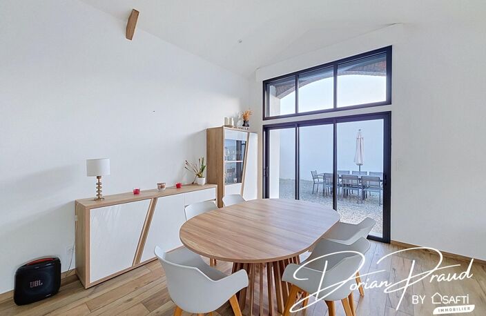 Maison 144 m² sur 804 m² de terrain, 4/5 chambres — photo 2