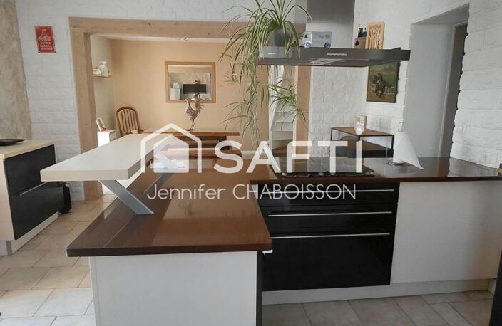 SUPERBE CORPS DE FERME A SEULEMENT 7 MINUTES DE CHATELLERAULT — photo 4