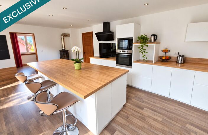 Belle maison familiale de 169 m² avec 3 chambres et 14 ares de terrain, dans un environnement calme et verdoyant à Oberbruck. — photo 2
