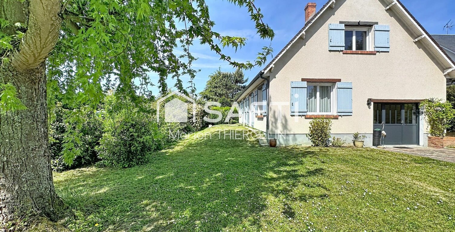 Maison familiale de 160m² habitables environ idéalement située sur la commune de Combleux — photo 1