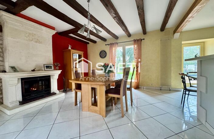 Maison familiale, jardin, piscine et double garage — photo 3