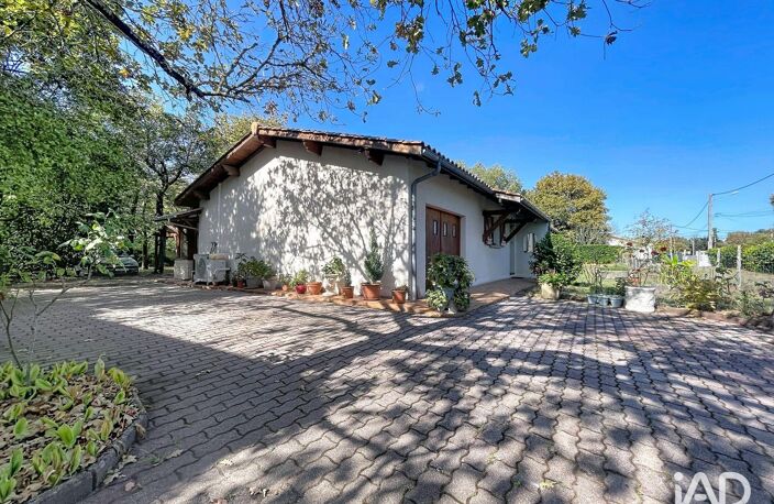 Vente Maison/villa 7 pièces — photo 2