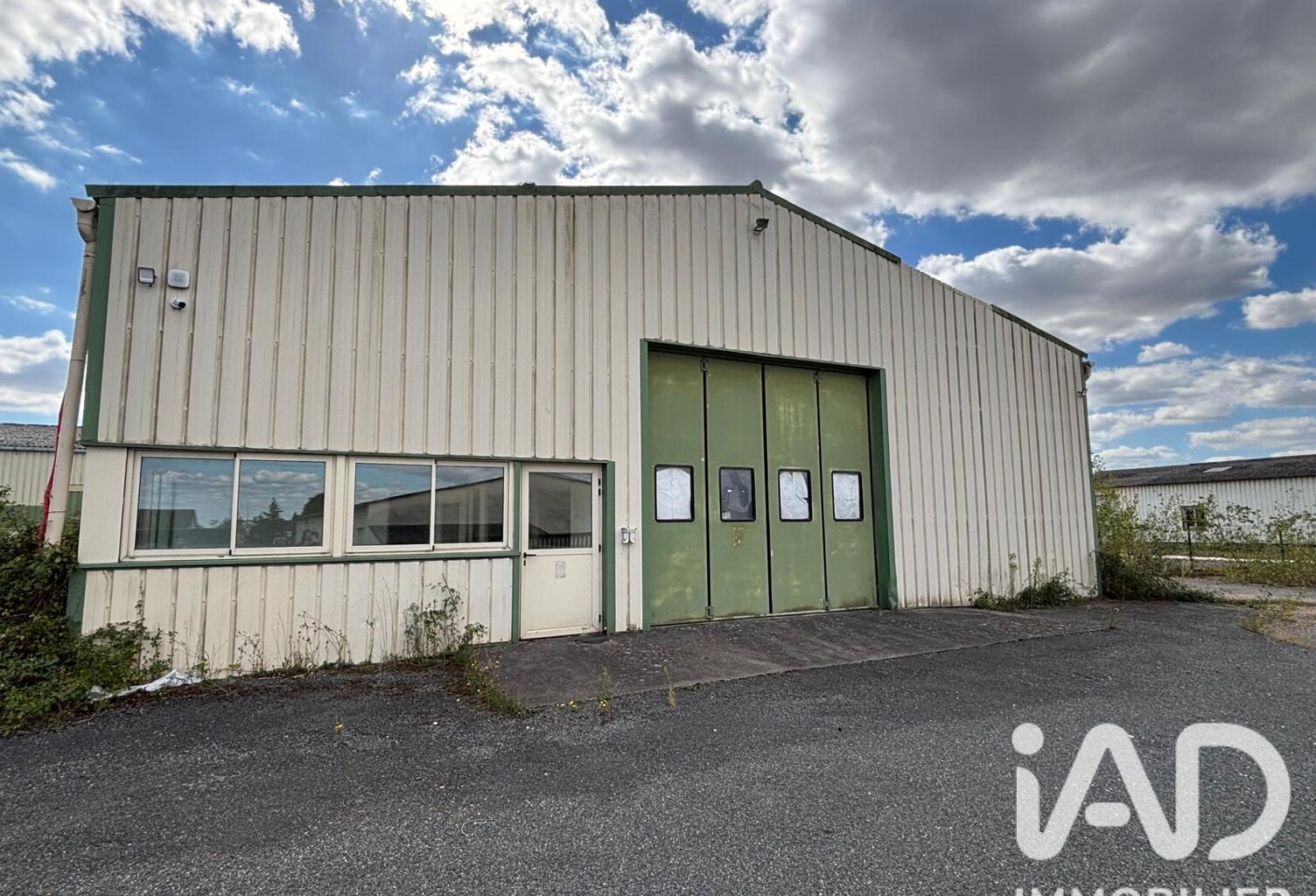 Vente Boutique/Local commercial 773 m&sup2; — photo 1