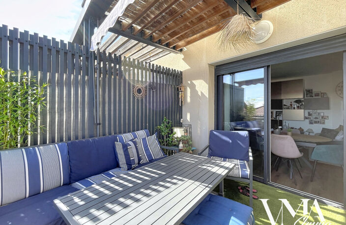 Beau T2 récent de 46 m2 carrez avec terrasse et garage doubl — photo 2