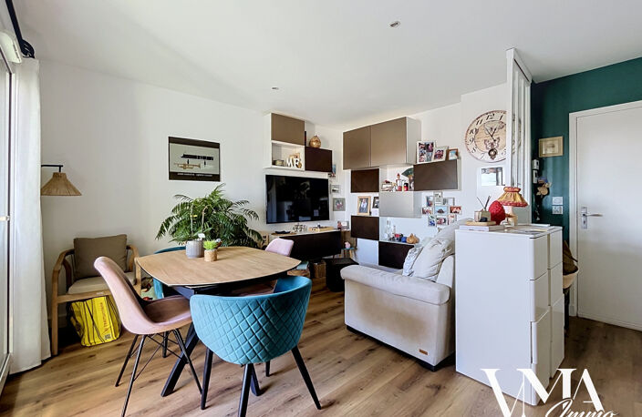 Beau T2 récent de 46 m2 carrez avec terrasse et garage doubl — photo 3