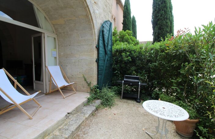 Appartement spacieux avec jardin dans un Domaine datant du 18è — photo 3