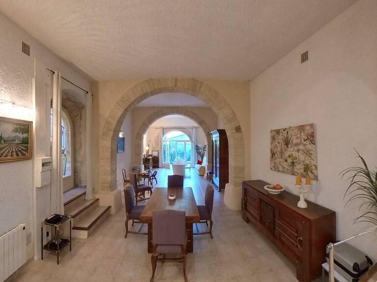 Appartement spacieux avec jardin dans un Domaine datant du 18è — photo 1