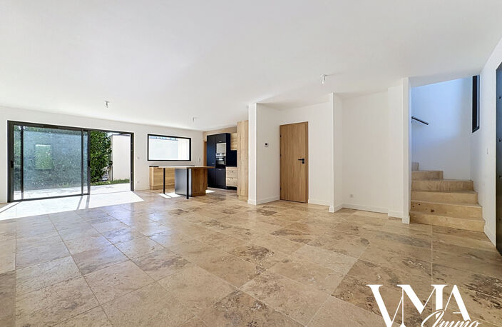 Au coeur du village de Lucenay / Maison de 112m2 — photo 3