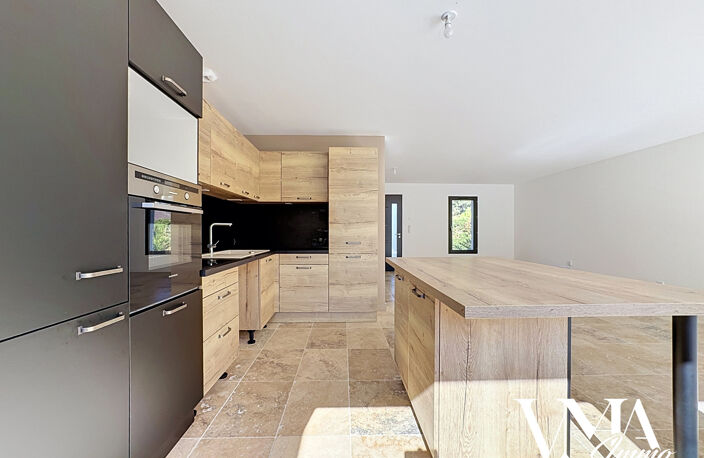 Au coeur du village de Lucenay / Maison de 112m2 — photo 5
