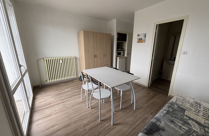 Studio meublé proche gare — photo 2