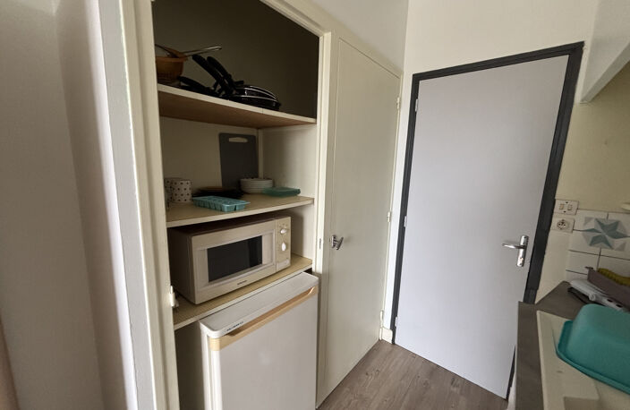 Studio meublé proche gare — photo 4