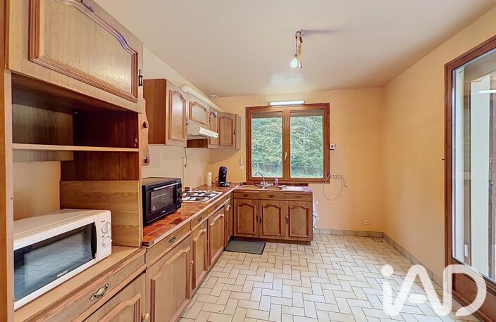Vente Maison/villa 8 pièces — photo 3