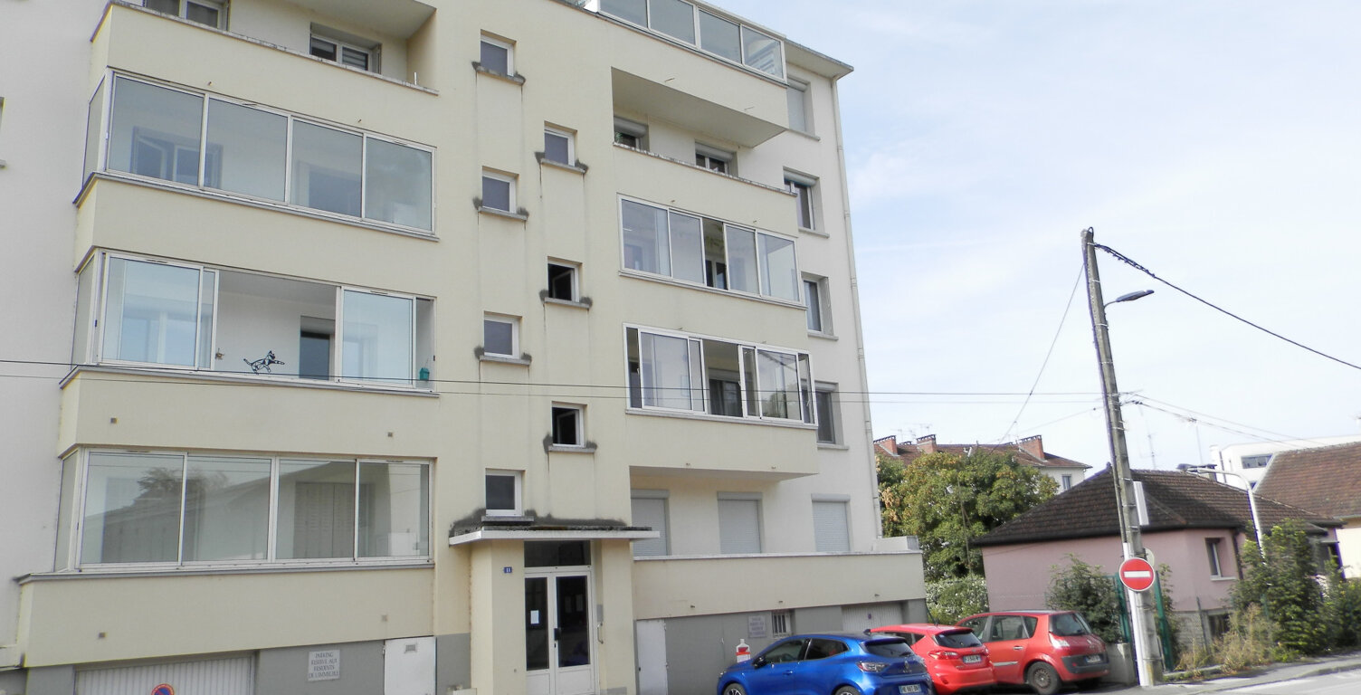 vente appartement - 4 pièce(s) — photo 1