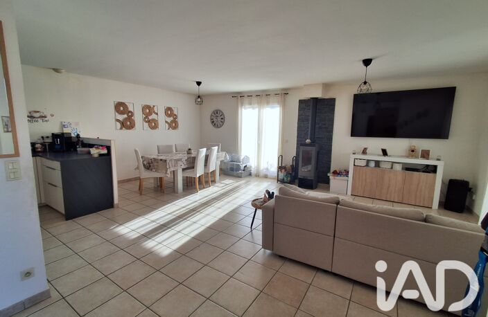 Vente Maison/villa 5 pièces — photo 3