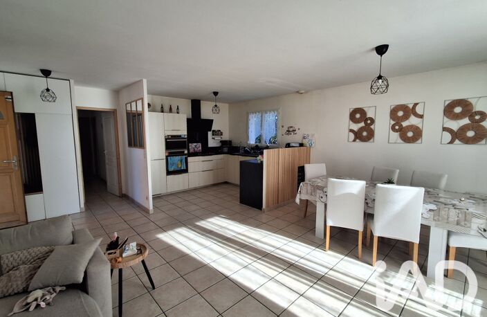 Vente Maison/villa 5 pièces — photo 4