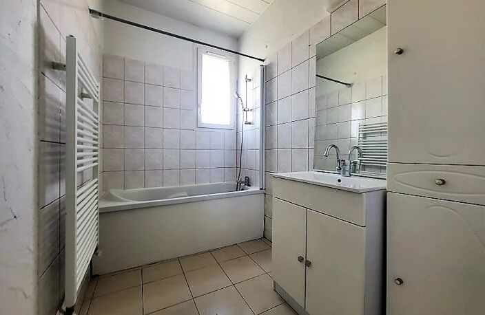 Vente appartement 3 pièces 58 m² Miramas (13140) — photo 3