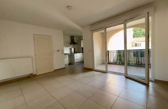 Centre-ville Appartement T2 + parking. — photo 3