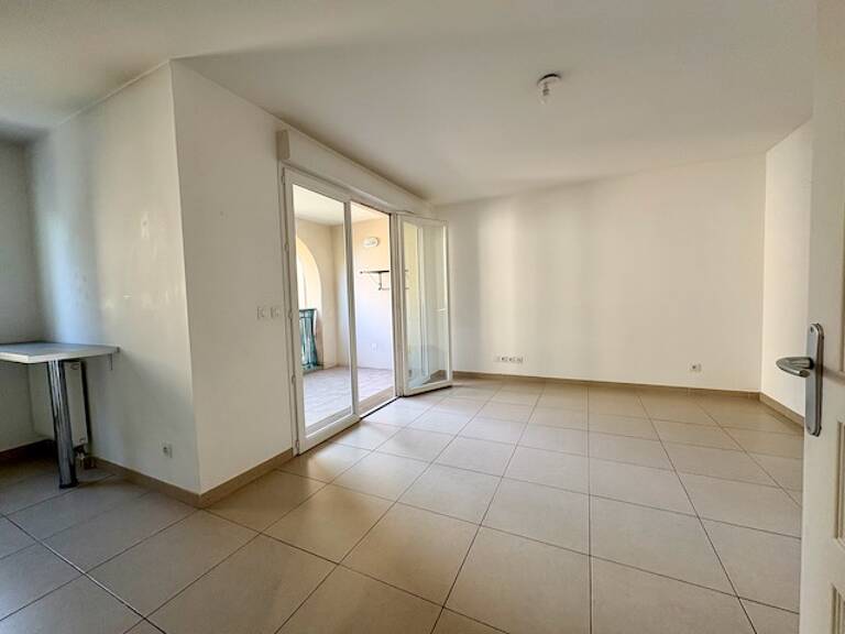 Centre-ville Appartement T2 + parking. — photo 1