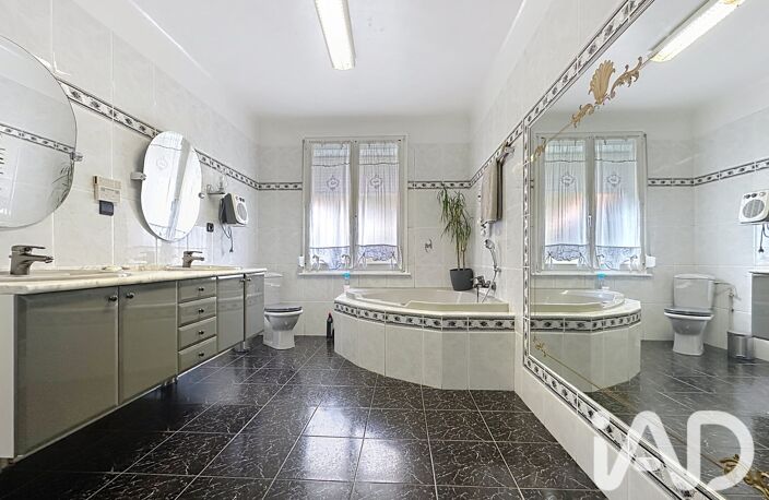Vente Maison traditionnelle 8 pièces — photo 4